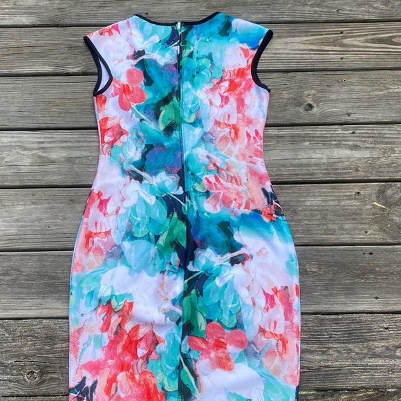 Bisou Bisou floral sheath dress sleeveless with contrast Sz Small - Picture 10 of 16